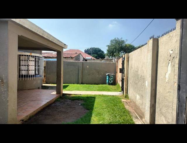 3 BEDROOM HOUSE FOR SALE IN KENILWORTH